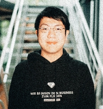 Teammitglied der KI-Helden / Suchhelden GmbH